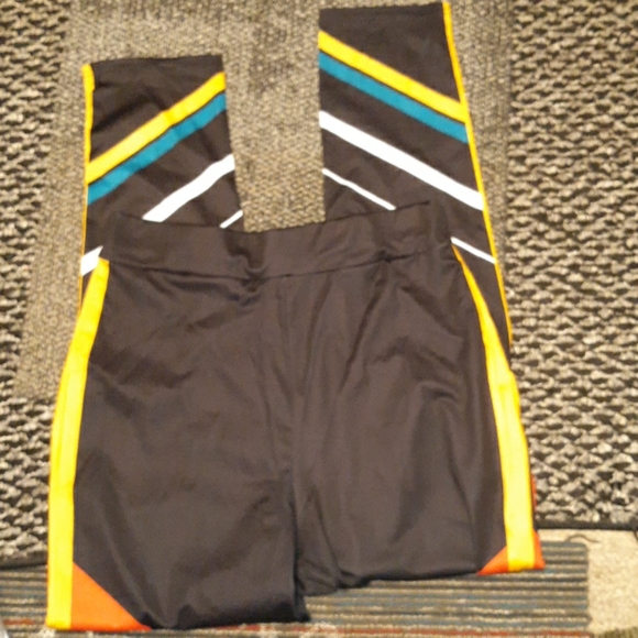 NWT Women's Juniors Bright & Trendy MS MOUSE XL Jacket & Leggings Tracksuit Set - Picture 9 of 16